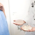 ۷ نکته برای مراقبت پس از انجام پروتز باسن