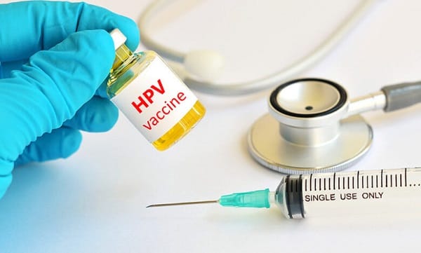 این واکسن سپری مطمئن برای پیشگیری از HPV است/ چه کسانی باید واکسن گارداسیل دریافت کنند؟