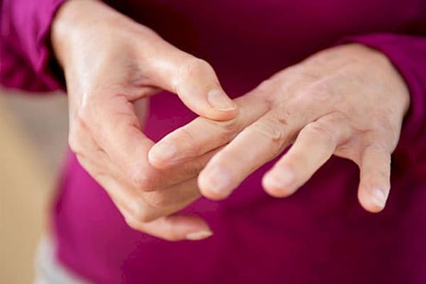 چگونه از بیماری آرتریت روماتوئید با خبر شویم