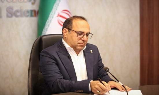 گزارش یکساله رئیس دانشگاه علوم پزشکی ایران/ یک سال خدمت و گامهای مؤثر در توسعه نظام سلامت