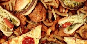 پیری زودرس، میراث شوم فست‌فودها/ اینفوگرافیک