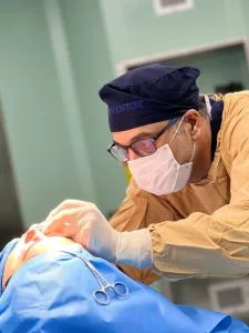 دکتر عمل بینی حمید رضا مفرد