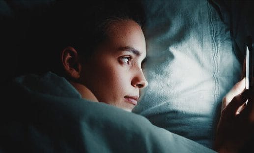 شبزندهداری چه بلایی بر سر متابولیسم بدن میآورد؟