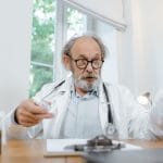 تولید خودکار مجموعه‌داده از سی‌تی برای بررسی روش «سطح پشت به ستون‌فقرات» و تخمین زاویه کاب
