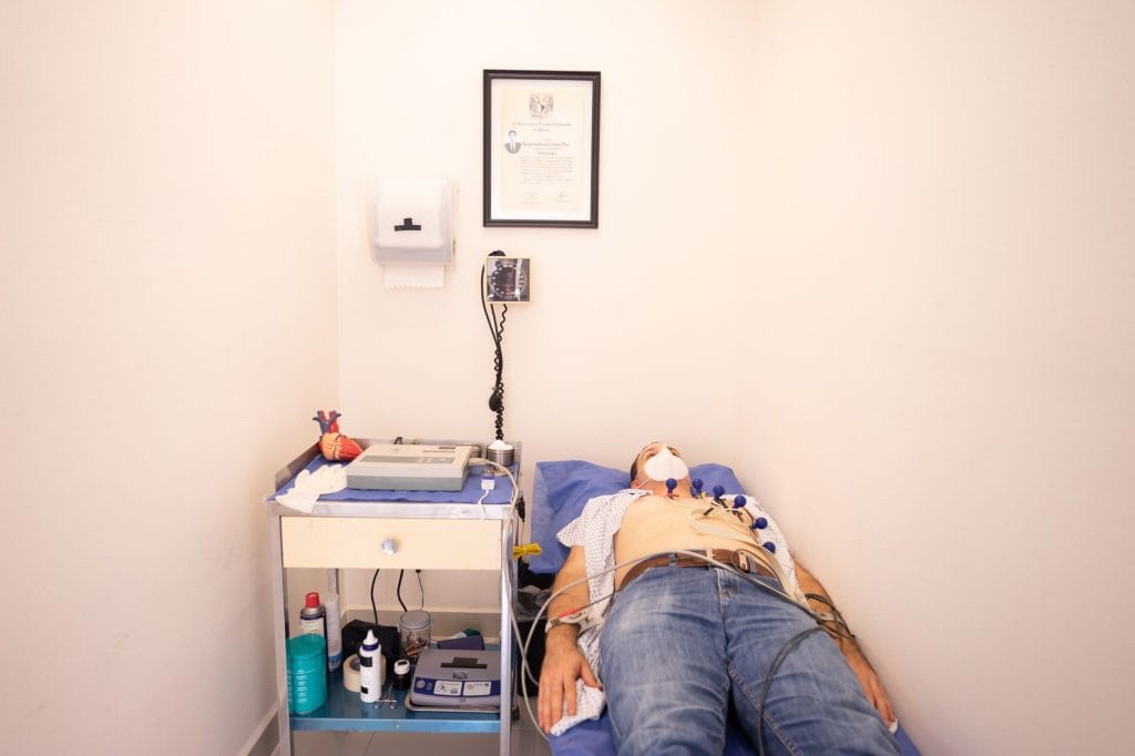 یک توالی پالسی جدید برای بهبود کیفیت MRI قلب در بیماران مبتلا به آریتمی: مطالعهای منعطف و قابل ترجمه بالینی